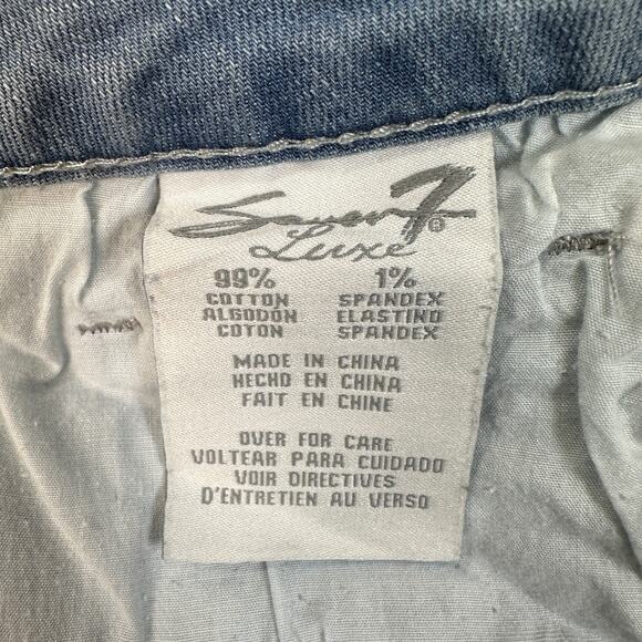 Seven7 Luxe Shorts WMNS 16 Light Wash Distressed High Rise Frayed Hem Cut-Off - Picture 7 of 10
